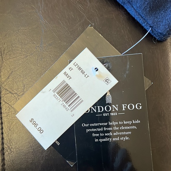 London Fog Coat - Picture 5 of 6